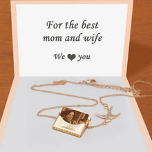 Load image into Gallery viewer, Memorial Photo Frame Engraved Message Necklace For Mom 18k Gold Plating