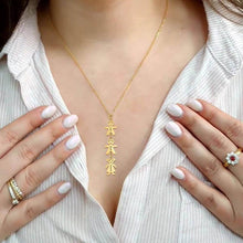 Load image into Gallery viewer, Personalized Mom Necklace with Kid Charms
