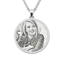 Load image into Gallery viewer, Personalized Photo Memorial Necklace for Mom