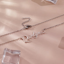 Load image into Gallery viewer, Close-up of the name necklace chain and clasp