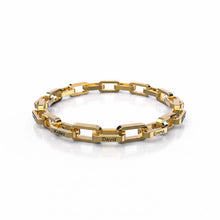 Load image into Gallery viewer, Gold color mens paperclip bracelet with engraved name links