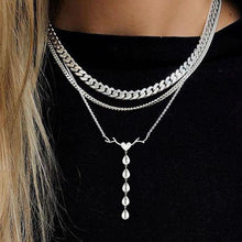 Load image into Gallery viewer, Silver plated teardrop name necklace for mom with CZ heart